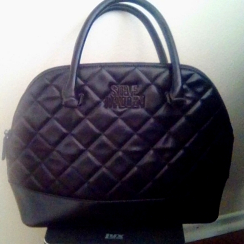 Black purse